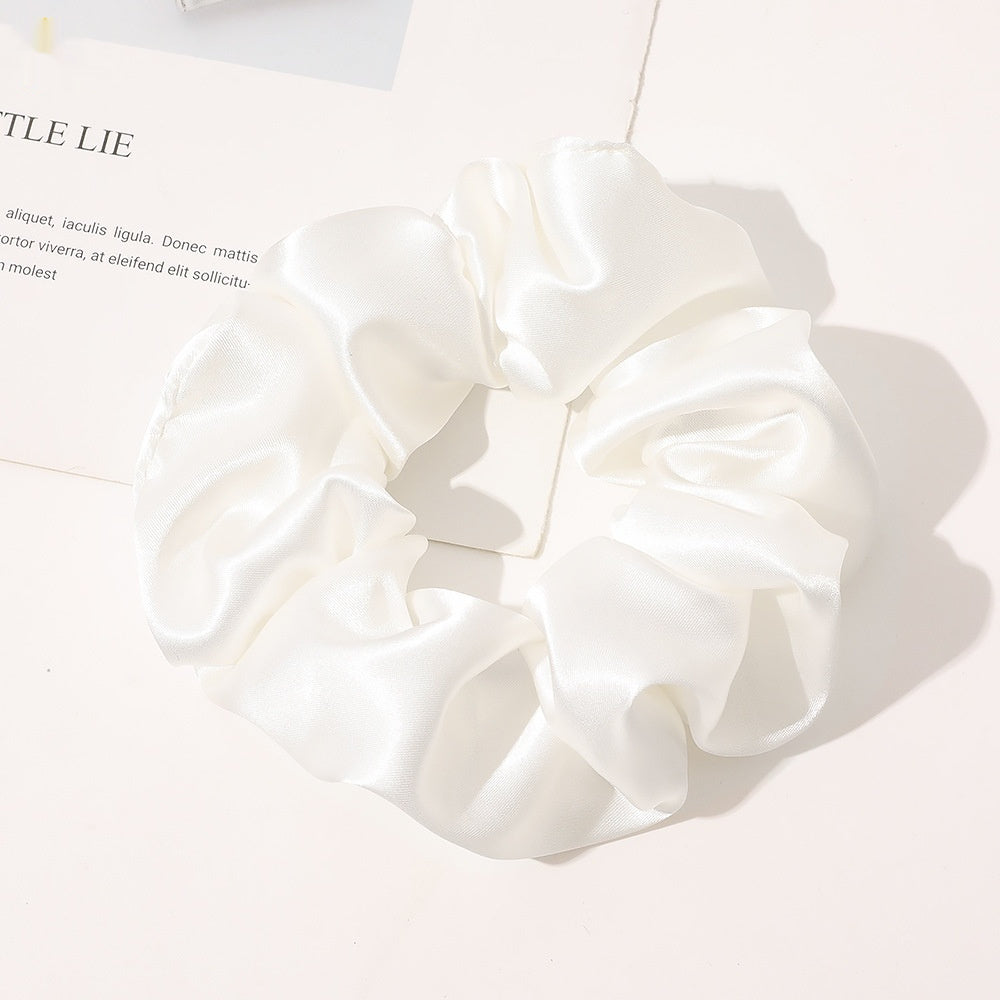 Chouchou en satin de soie blanc pur idéal pour grande occasion ou mariage